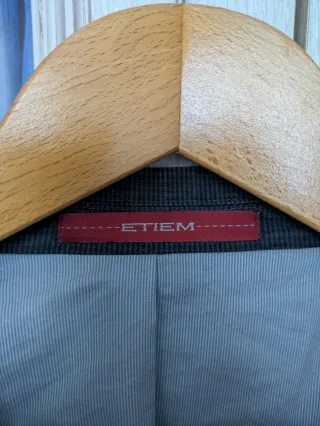 Americana casual azul con coderas