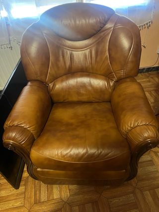 Dos Orejeros de piel marrón