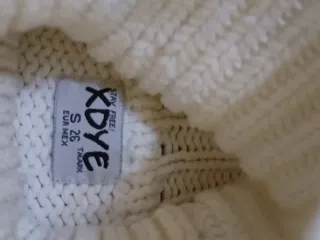 Jersey cuello alto blanco Pull&Bear Talla XS