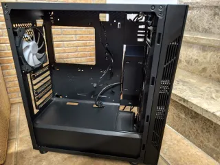 MSI MAG Vampiric 010 Cristal Templado ARGB