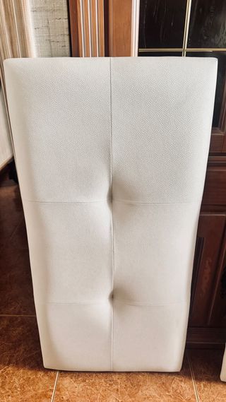 Cabezal tapizado piel