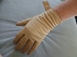 Guanti MNG con anelli ottone