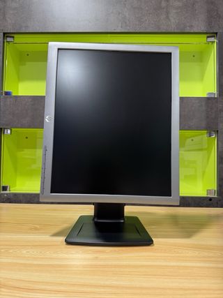 Monitor HP E190i 19 Plata