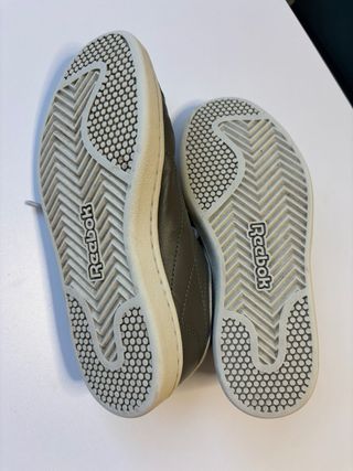 Zapatillas Reebok niño T32 buen estado