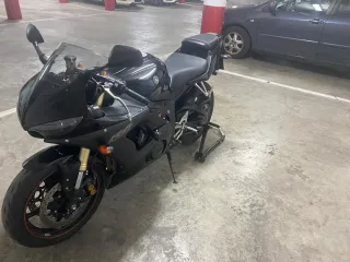 Yamaha YZF R6 2008 Negra
