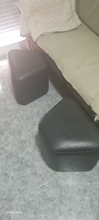 Reposapiés para sofá