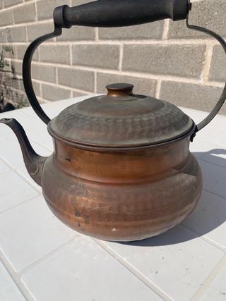 Teiera antica in rame