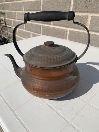 Teiera antica in rame