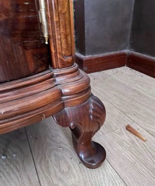 Armario antiguo de madera