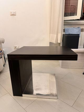 Tavolino design moderno legno e metallo