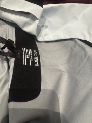 Chaqueta Arc'teryx Gore-Tex Blanca