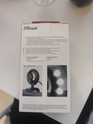 Webcam Trust Spotlight Pro con LED y Micrófono