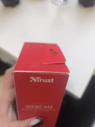 Webcam Trust Spotlight Pro con LED y Micrófono