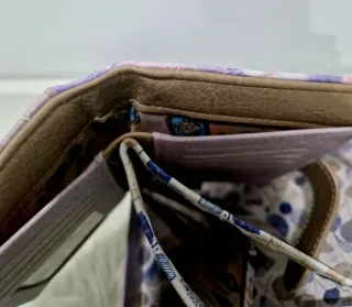 Carteira Sweet Candy com estampa artística