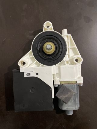 Motor elevalunas Audi A3 8P0959802H