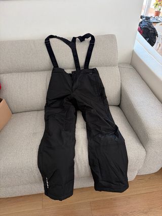 Chaqueta y mono esquí Icepeak