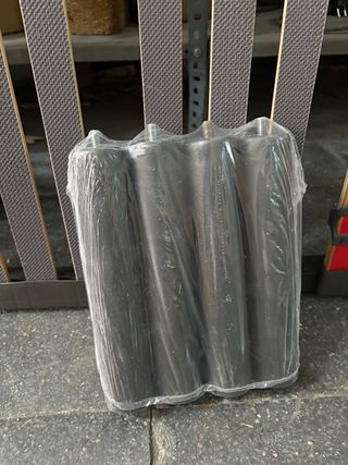 Somier con patas metálicas y de madera