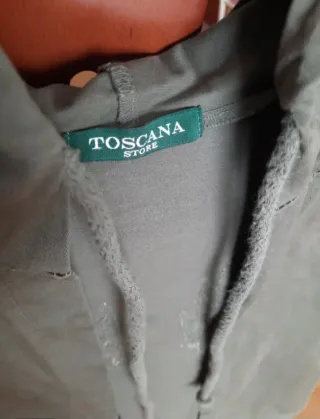 Chaqueta verde/gris con alas lentejuelas