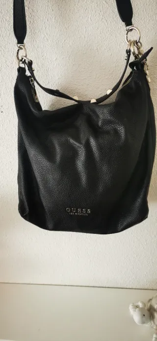 Bolso Guess Negro Piel
