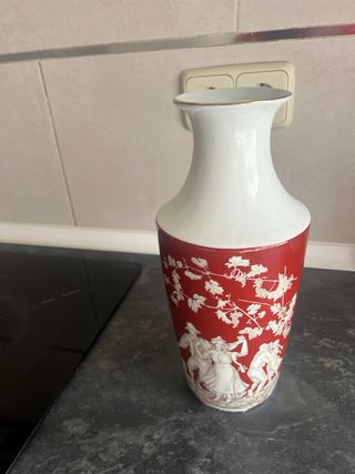 Jarrón antiguo decorado