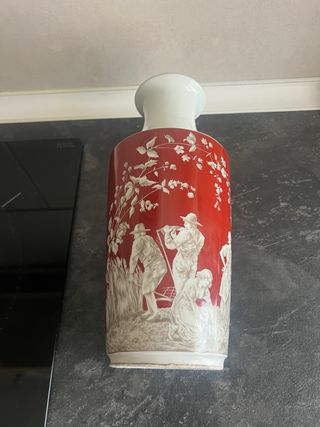 Jarrón antiguo decorado