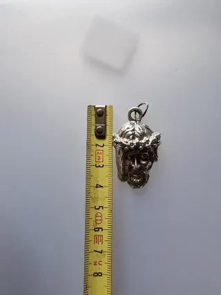 Lote bisutería: pulsera relog y colgantes