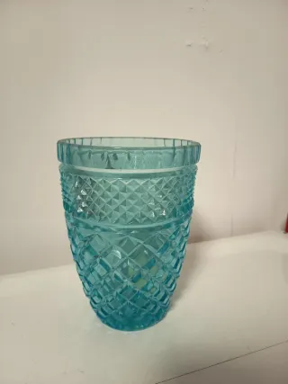 Jarrón de cristal azul