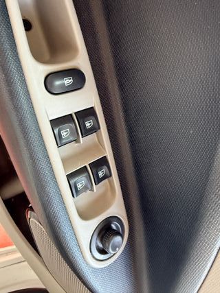 Renault ZOE 2013 12 MESES DE GARANTIA