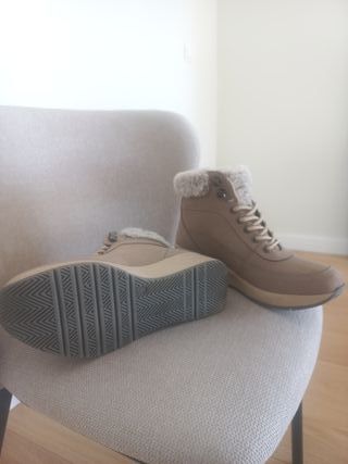 Botines St Gallen Nobuck Piedra