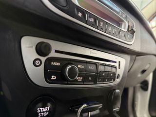 RENAULT Megane Limited Energy TCe 115 SS Euro 6