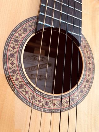 Guitarra Valeriano Bernal Morena 2011