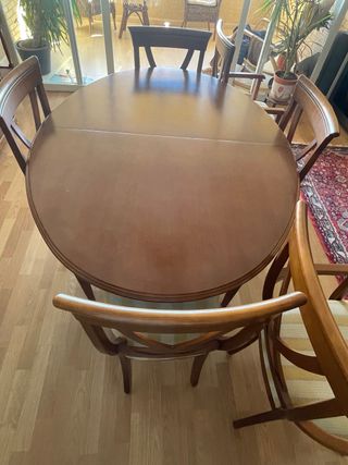 Mesa extensible madera cerezo + 6 sillas