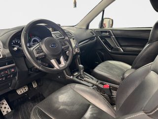 SUBARU Forester 2.0 Lineartronic Executive Plus