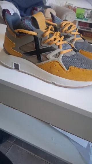 Zapatillas Munich Talla 45 Amarillo/Gris