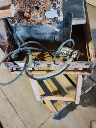 Mesa corte ladrillo/azulejo con 3 discos nuevos