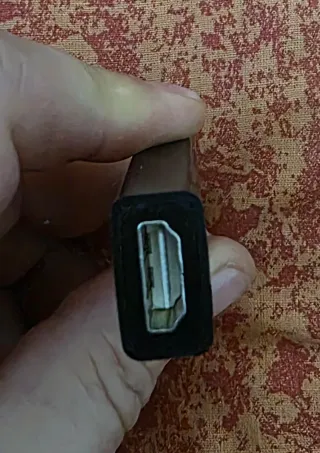 Adattatore LinQ DP a HDMI