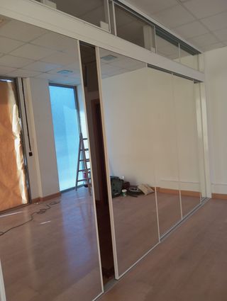Puertas correderas con espejo