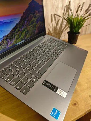 PORTÁTIL LENOVO i5
