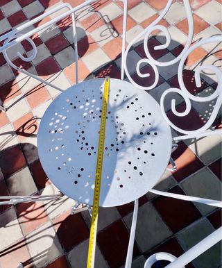 Mesa y 4 sillas hierro forjado