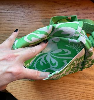 Bolso bandolera Reebok floral