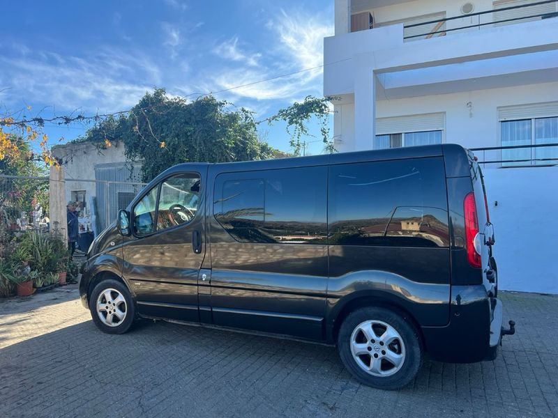 Opel Vivaro Wesfalia 7 plazas y camper - foto 1