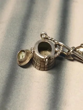 Colgante vintage plata pez y cesta de pesca