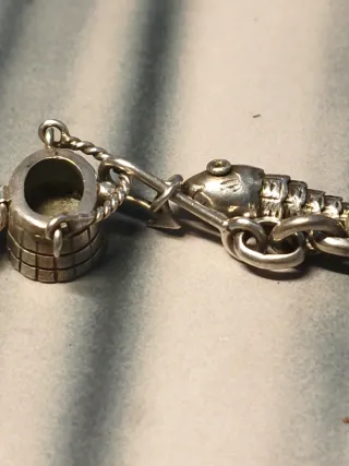 Colgante vintage plata pez y cesta de pesca