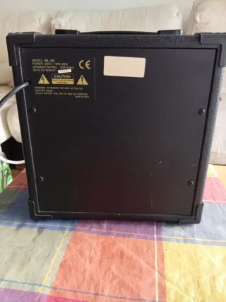 Amplificatore chitarra Mega amp + pickup esterno