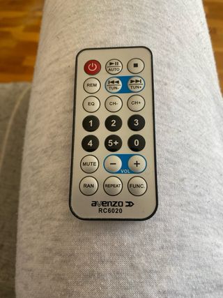 Reproductor CD Avenzo