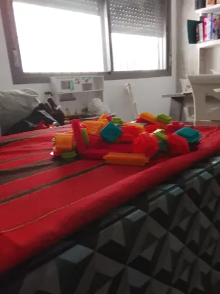 Lote de juguetes a 1€ cada muñeco