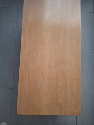 Mesa auxiliar de centro baja de madera