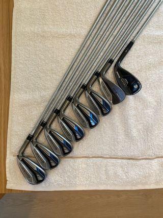 Set de hierros, wedge y putter Taylormade