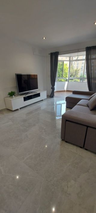 Se alquila habitacion para chica