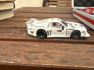 8 coches Scalextric con maletín